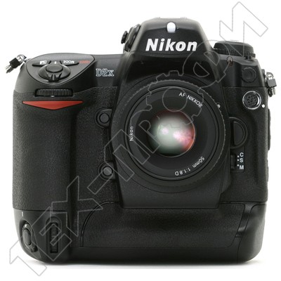  Nikon D2X